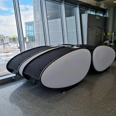 Great Airport Sleep - Helsinki Airport Non-schengen Area Sleeping Pods Near Gate 40 *