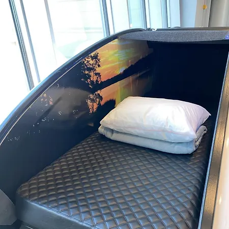 Great Airport Sleep - Helsinki Airport Non-schengen Area Sleeping Pods Near Gate 40 Campingplads *